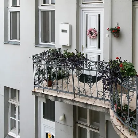 Sweet Dreams At Chain Bridge Apartment Budapest