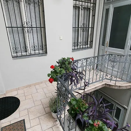 Apartman Sweet Dreams At Chain Bridge