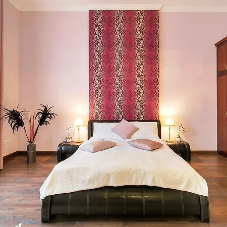 Apartment Sweet Dreams At Chain Bridge