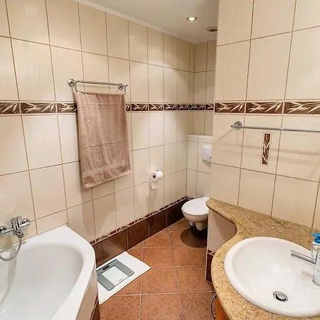 Sweet Dreams At Chain Bridge Apartment *
